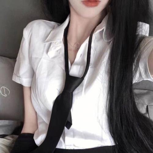 墨雨云间