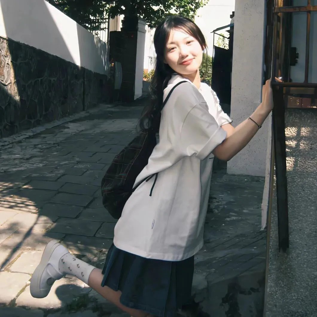 你比星光美丽
